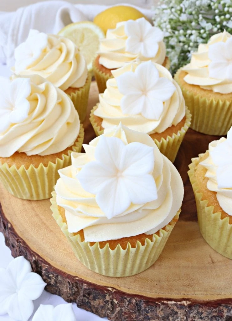 Lemon & Elderflower Cupcakes