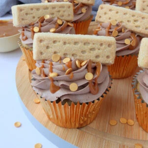 Millionaire's Shortbread Cupcakes
