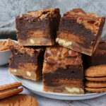 Biscoff Slutty Brownies