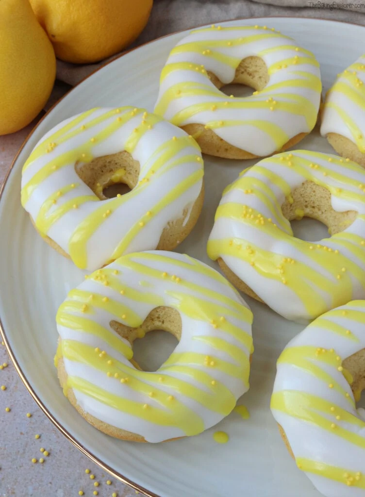 Lemon Baked Donuts
