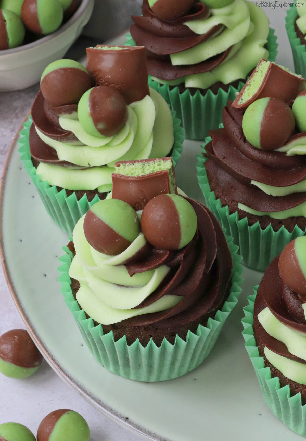 Mint Chocolate Aero Cupcakes