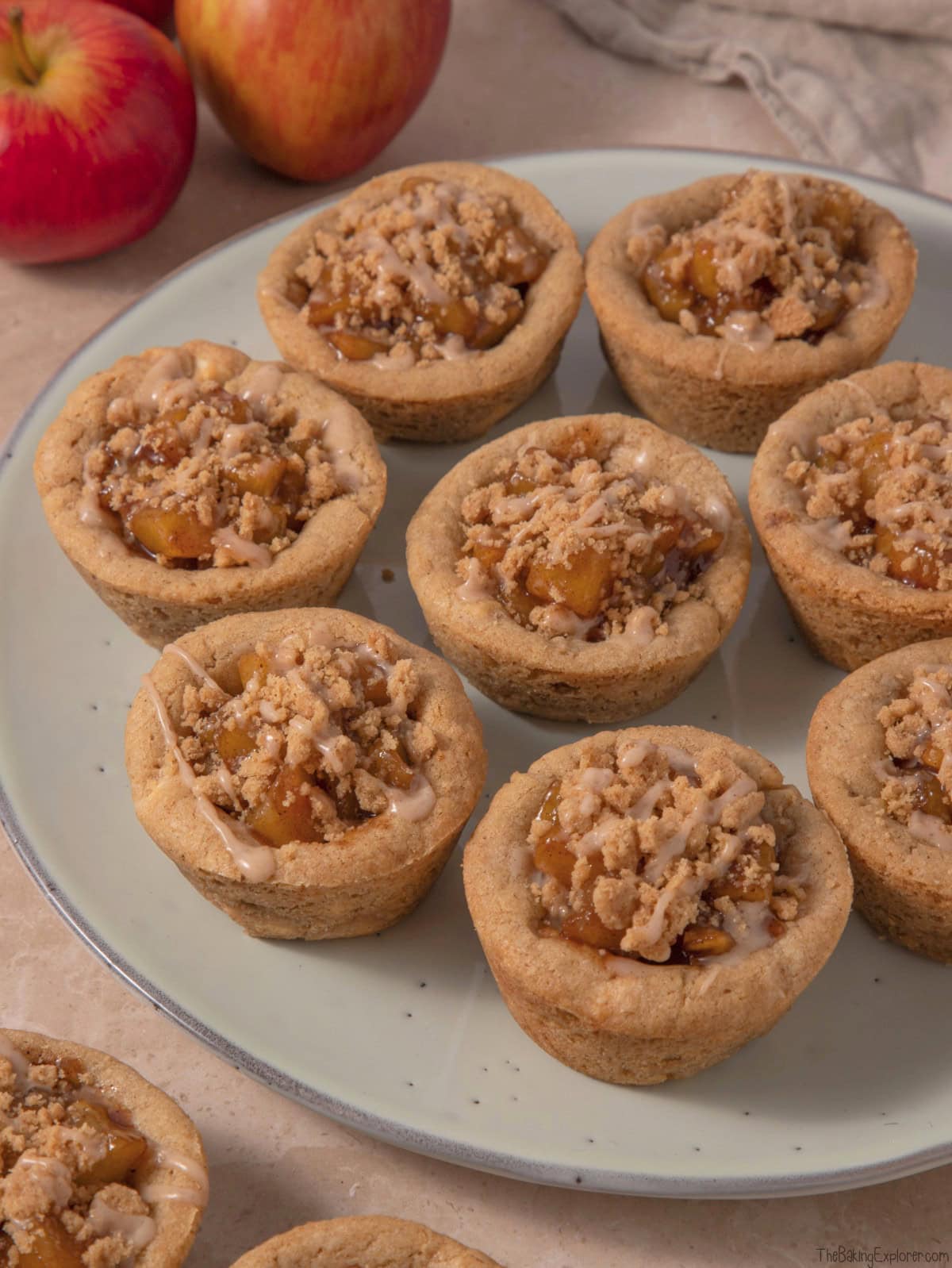 Apple Crumble Cookie Cups