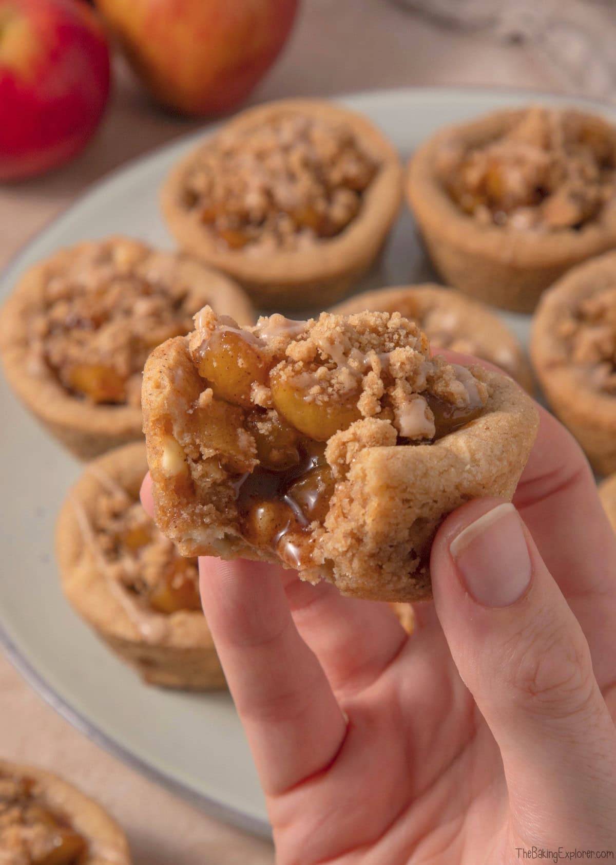Apple Crumble Cookie Cups