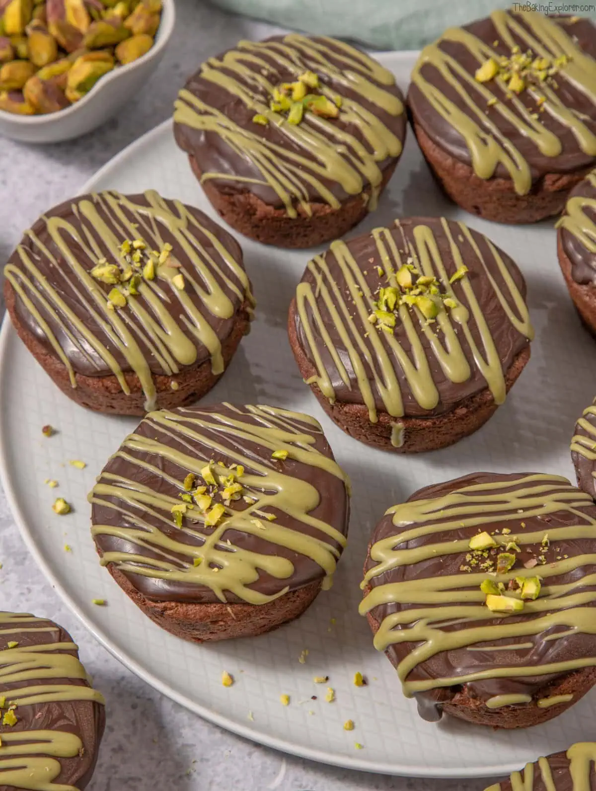 Chocolate & Pistachio Cookie Cups