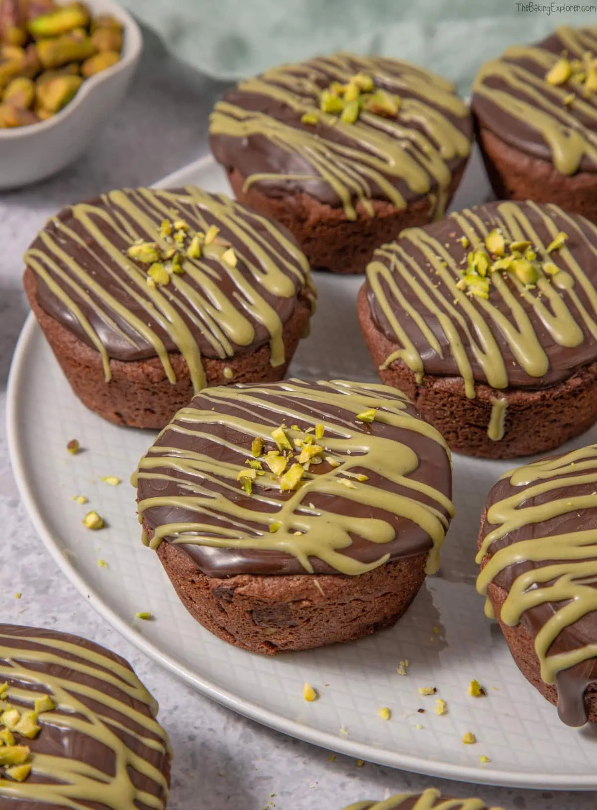 Chocolate & Pistachio Cookie Cups
