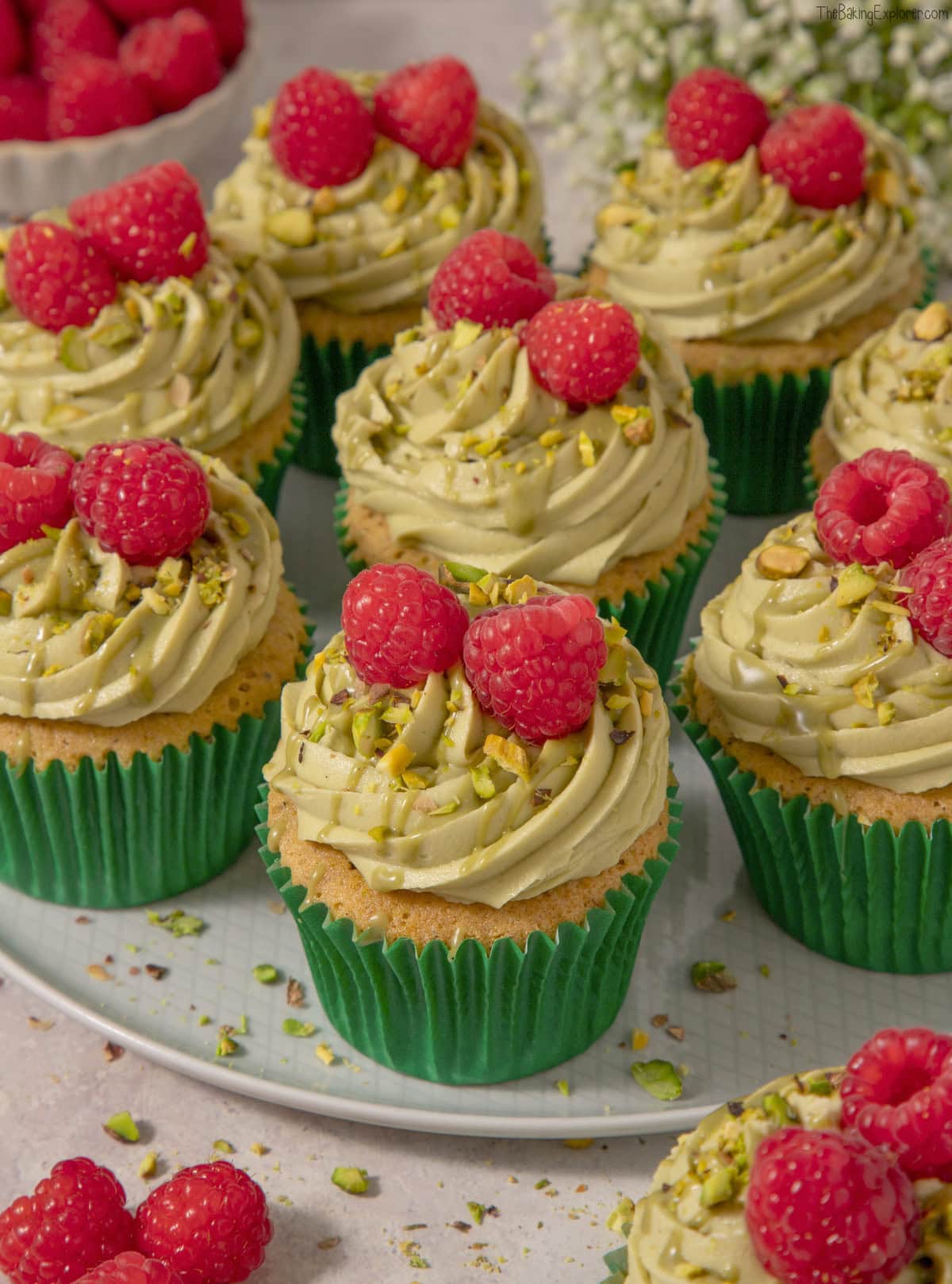 Pistachio & Raspberry Cupcakes