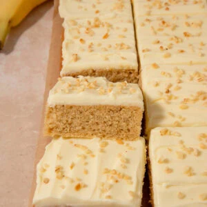Banana Traybake Cake